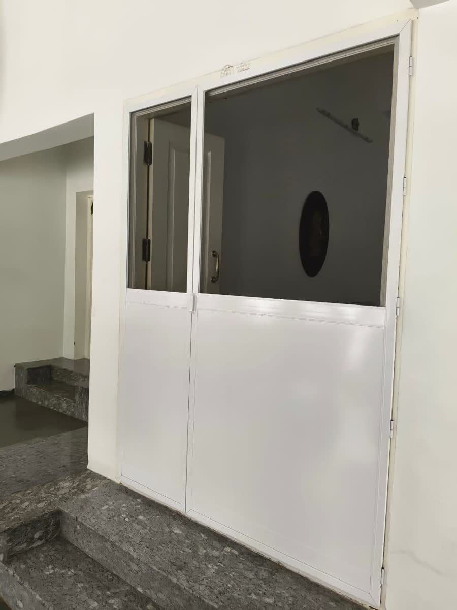 Double net doors at an entrance